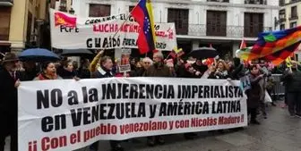 سفر «گوایدو» به مادرید، مخالفان و حامیان اسپانیایی را به خیابان کشاند