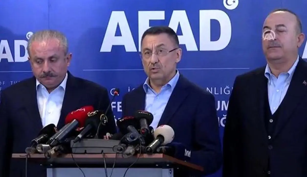 معاون اردوغان: حدود ۴۱۸۰۰ ساختمان در زلزله تخریب شدند