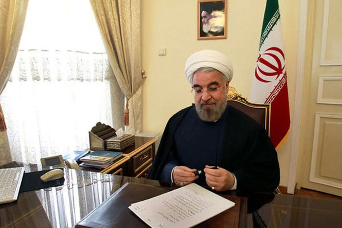 رئیسجمهور بخشنامه بودجه۹۶ را ابلاغ کرد
