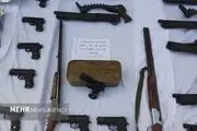 کشف ۳۲ کلت کمری در یک استان