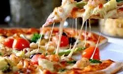 به ۷ دلیل خوردن پیتزا خطرناک است