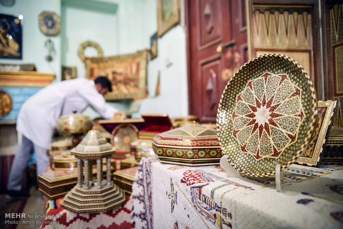 وام 100 میلیونی برای هنرمندان صنایع دستی