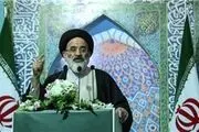 باید از حق شخصی خود در جهت وحدت اصولگرایی بگذریم