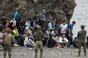 از خودزنی تا به زنجیر کشیدن؛ وضع وخیم پناهجویان در کمپ‌های انگلیس