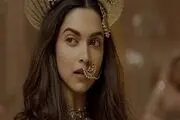 جایزه برای سر ستاره مشهور بالیوودی/عکس
