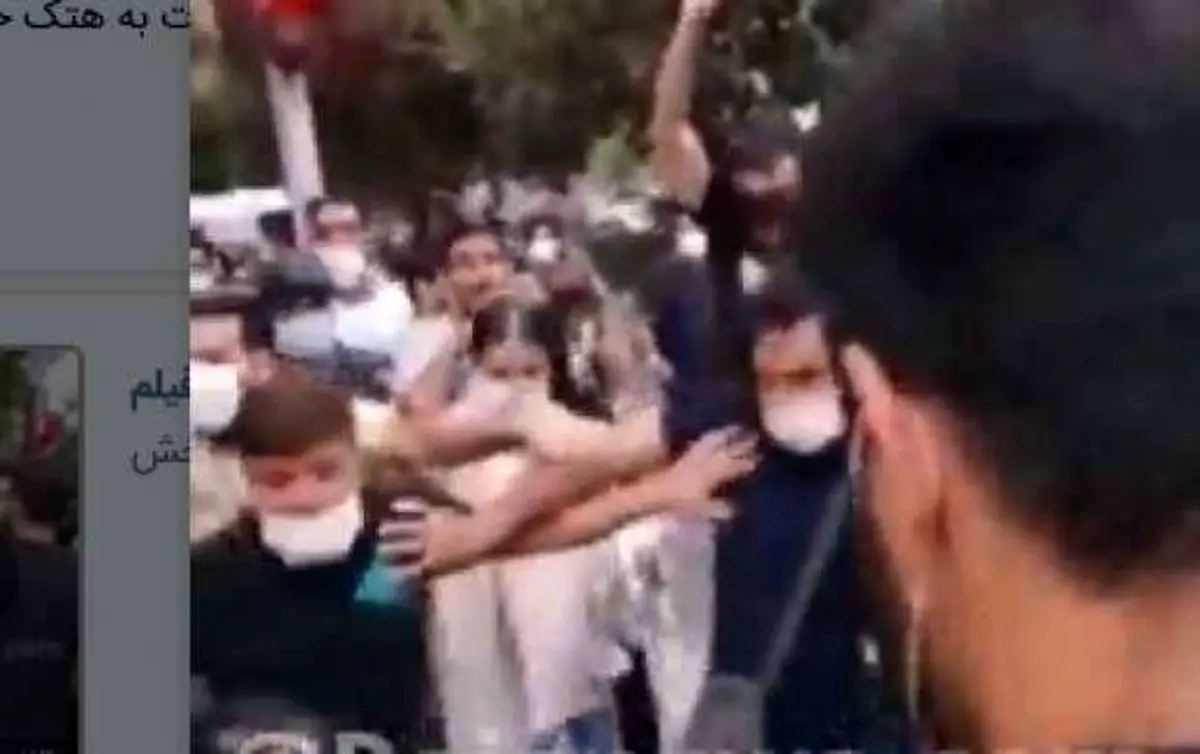 کشیدن چادر از سر یک خانم محجبه+فیلم