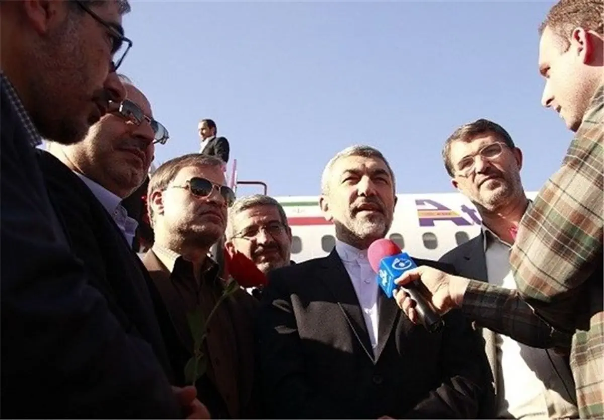 هنوز هم با چمدان پول منتقل میشود