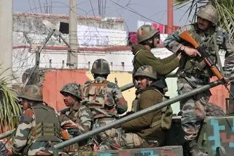 آغاز درگیری‌ نظامی میان ارتش هند و پاکستان در کشمیر