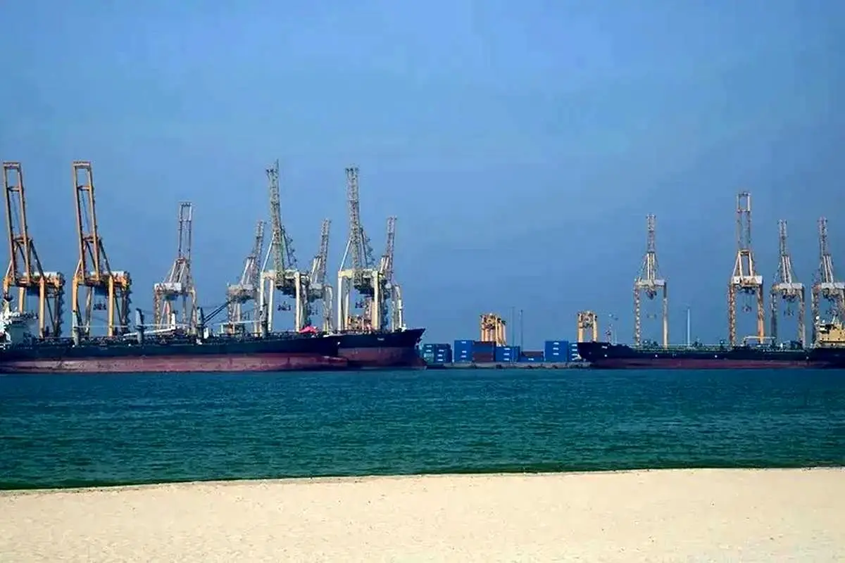 درآمد نجومی ایران از دریافت عوارض از تنگه هرمز