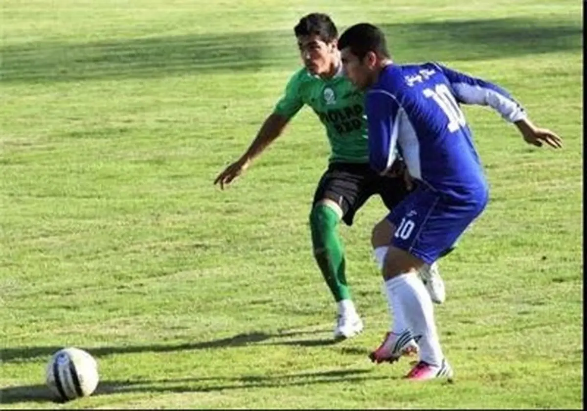 فاصلهای با پرسپولیس نداریم و در یک سطح هستیم