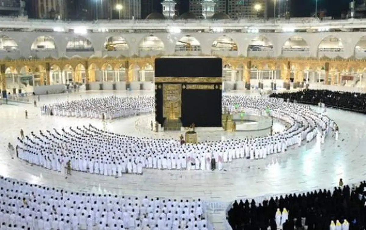 
سلام فرمانده در طواف خانه خدا+فیلم
