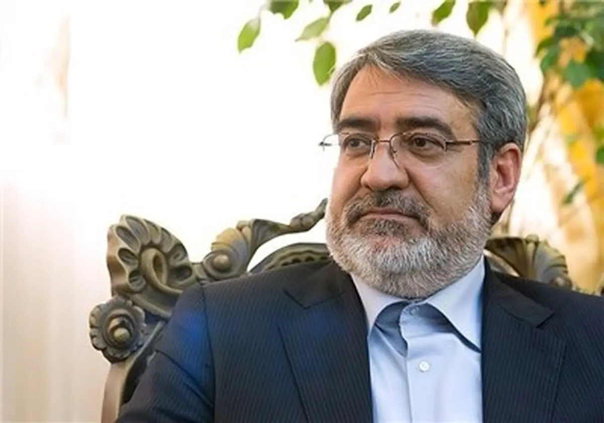 فعالیت گروهک‌های تروریستی باید از بین برود