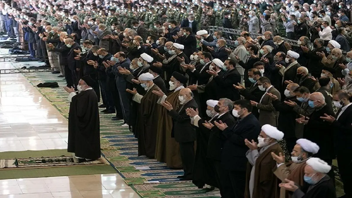 ارتباط اینترنتی مردم قلعه رئیسی با مردم تهران در نمازجمعه+فیلم