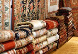 انواع فرش‌های دستبافت یک تا سه متری در بازار