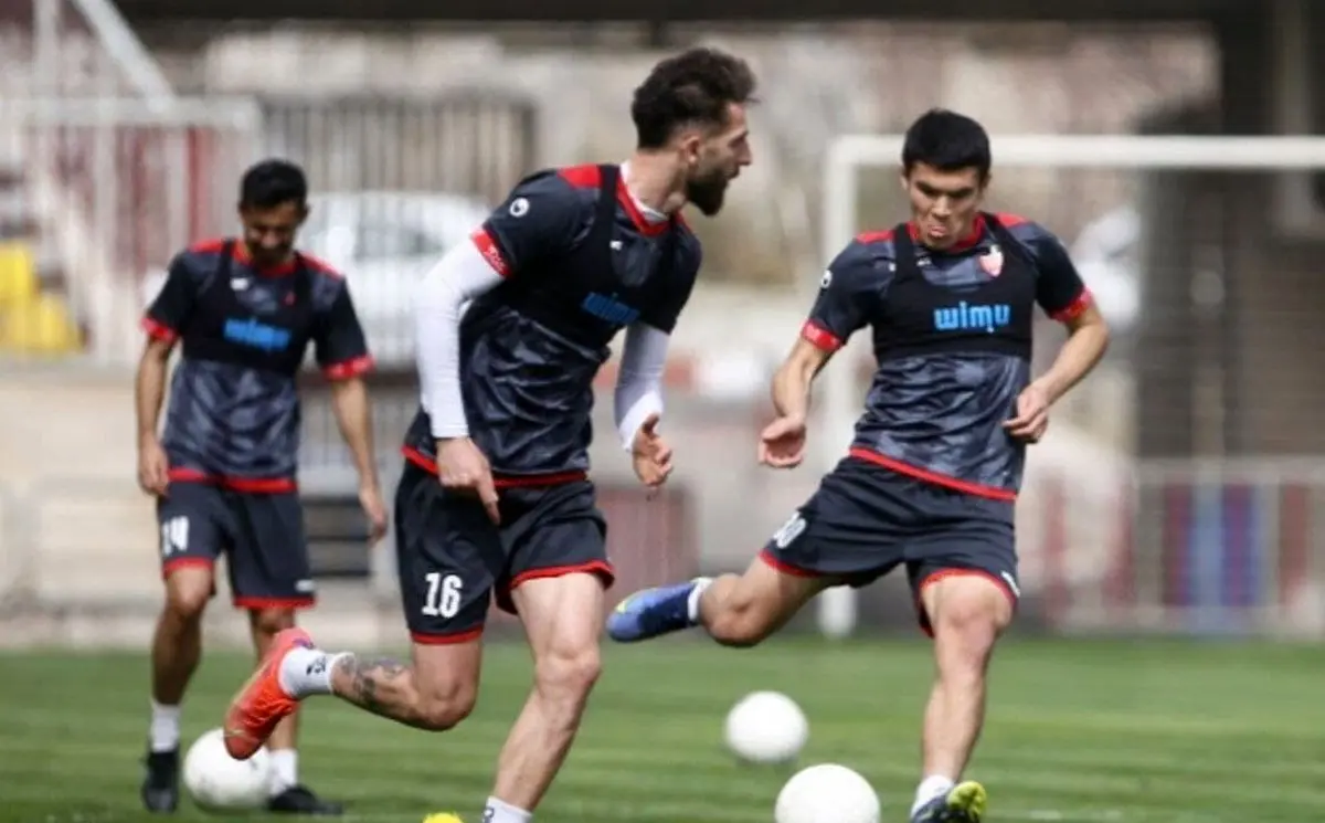 کارت بازی مهاجم پرسپولیس صادر شد
