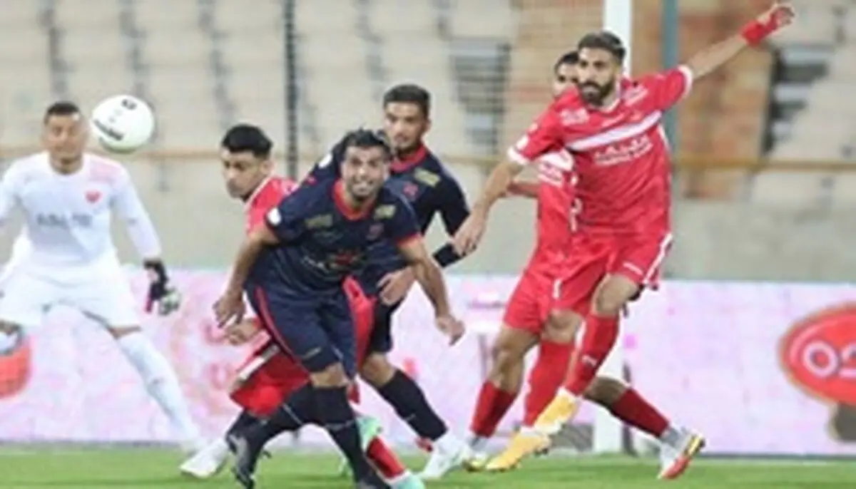 بازیکنان تیم قهرمان منتظر تماس مربی پرسپولیسی
