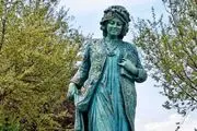 تندیس مستوره اردلان اولین زن تاریخ‌نگار جهان ثبت ملی شد