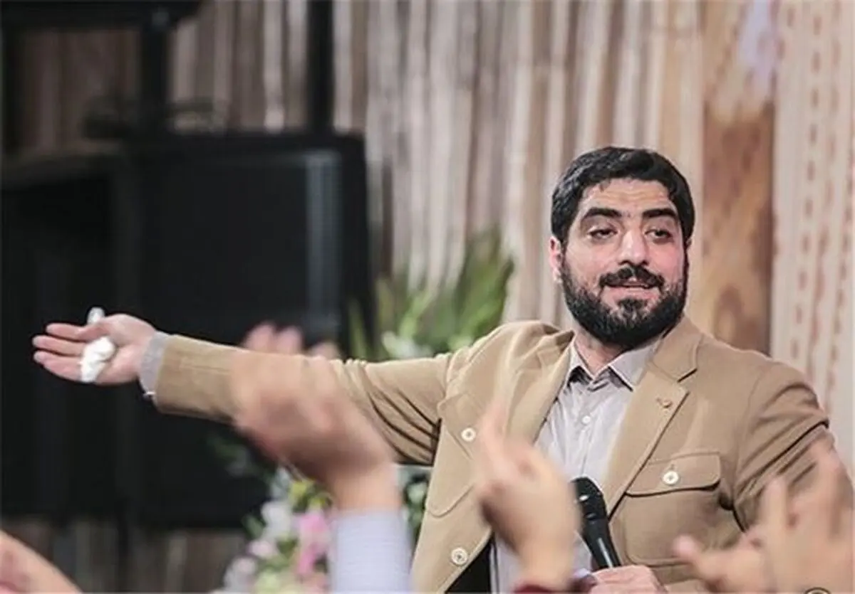 مداح محبوب روی تخت بیمارستان/ عکس
