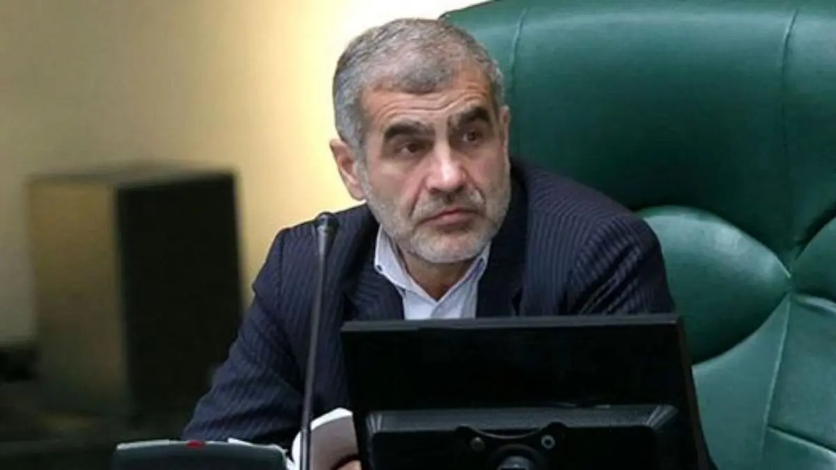 نگذارید کسی رئیسجمهور شود که خون به دل رهبری کرد