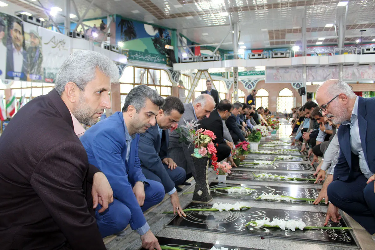 تجدید میثاق با آرمان های انقلاب و امام راحل