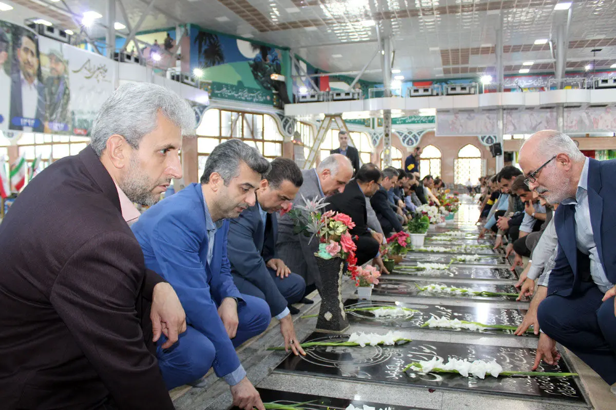 تجدید میثاق با آرمان های انقلاب و امام راحل
