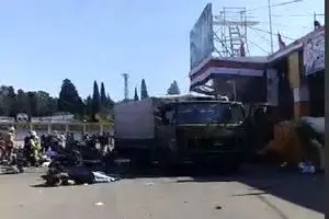 لحظه وقوع حمله تروریستی در دانشکده نظامی حمص سوریه +فیلم