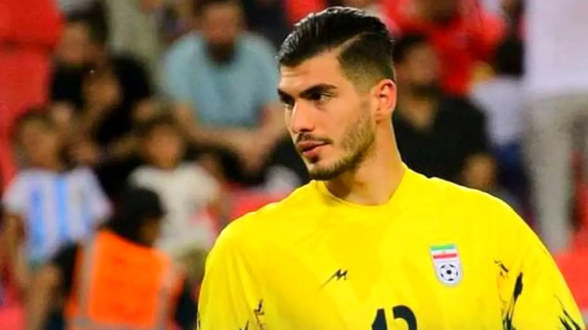 ویدئئوی دیدار عاشقانه گلر استقلال و همسرش