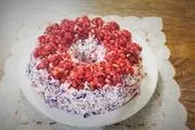 طرز تهیه سالاد یلدایی با انار و گل‌کلم