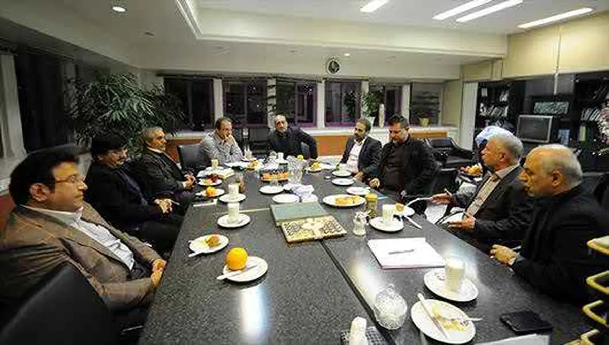 درگیری شدید دایی و پروین که سانسور شد!