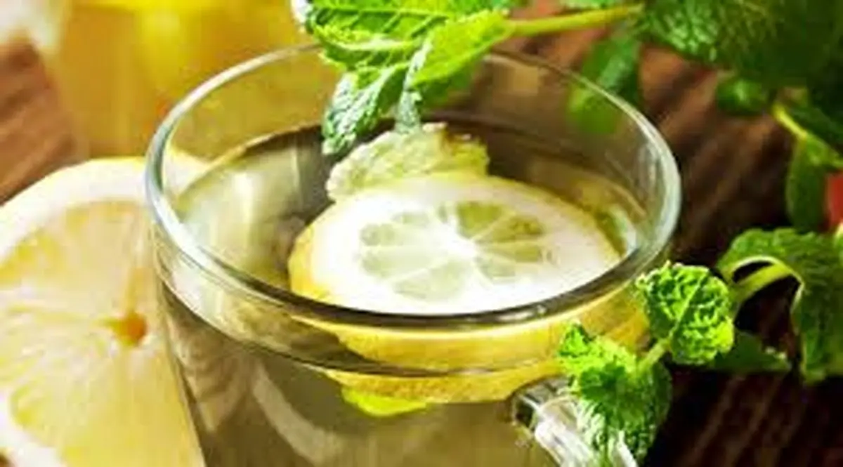 آب گرم ولیموترش چه فوایدی دارند؟