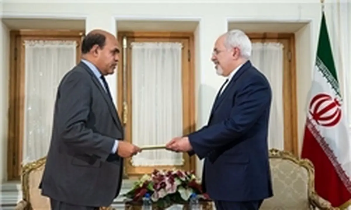 ظریف: تهران برای گسترش روابط با داکا آماده است