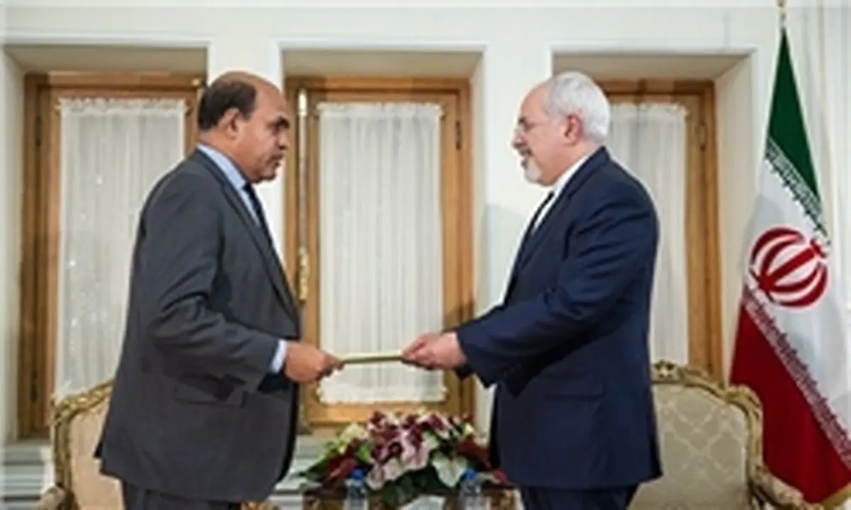 ظریف: تهران برای گسترش روابط با داکا آماده است