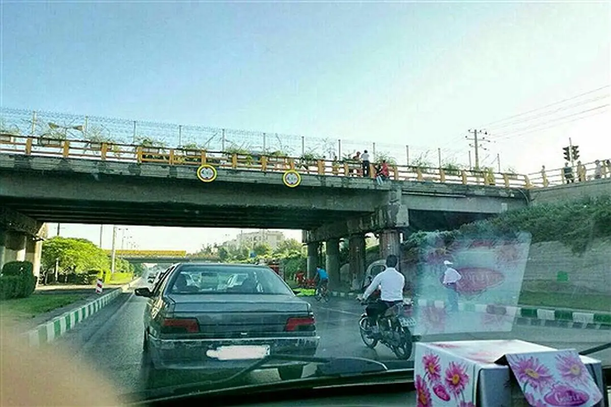 خودکشی نافرجام در مشهد + عکس