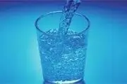توزیع گسترده آب‌معدنی و اعزام تانکر آب شرب به شهرهای آبادان و خرمشهر