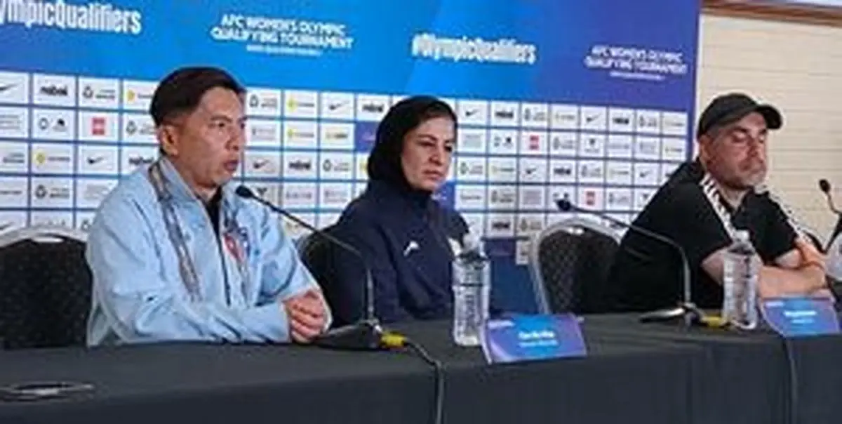 سرمربی استرالیا خبرنگار اینترنشنال را مسخره کرد