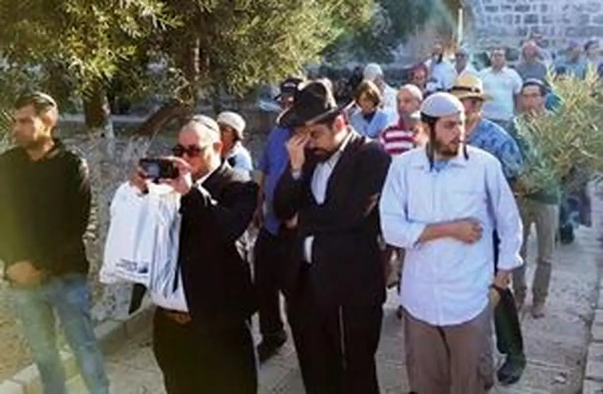 ورود غیرقانونی شهرکنشینان به مسجدالاقصی