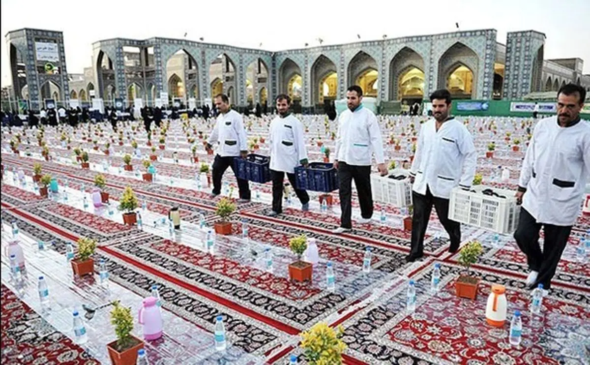 بزرگترین سفره افطار جهان اسلام در کجا پهن می شود؟/تصاویر