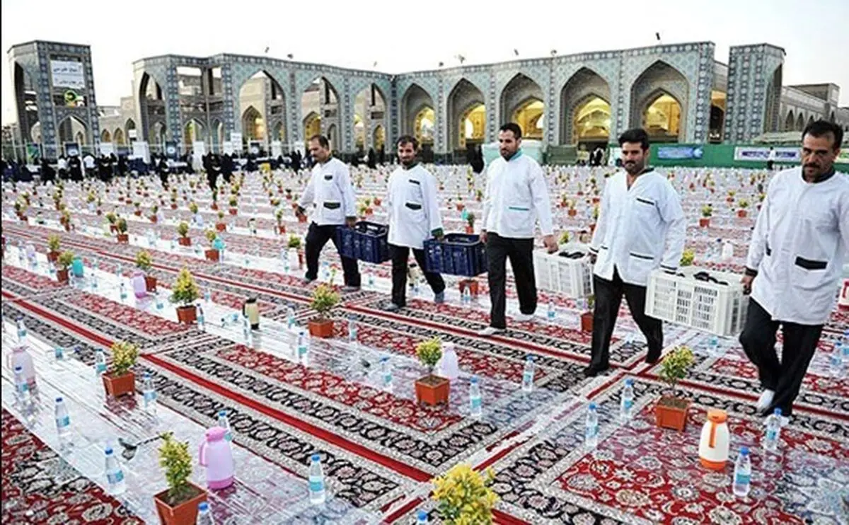 بزرگترین سفره افطار جهان اسلام در کجا پهن می شود؟/تصاویر