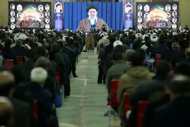ارتباط تصویری رهبر معظم انقلاب با جمعی از مردم آذربایجان شرقی/گزارش تصویری