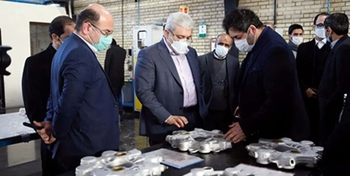 بازدید  معاون علمی و فناوری رئیس جمهور از چند شرکت دانش‌بنیان