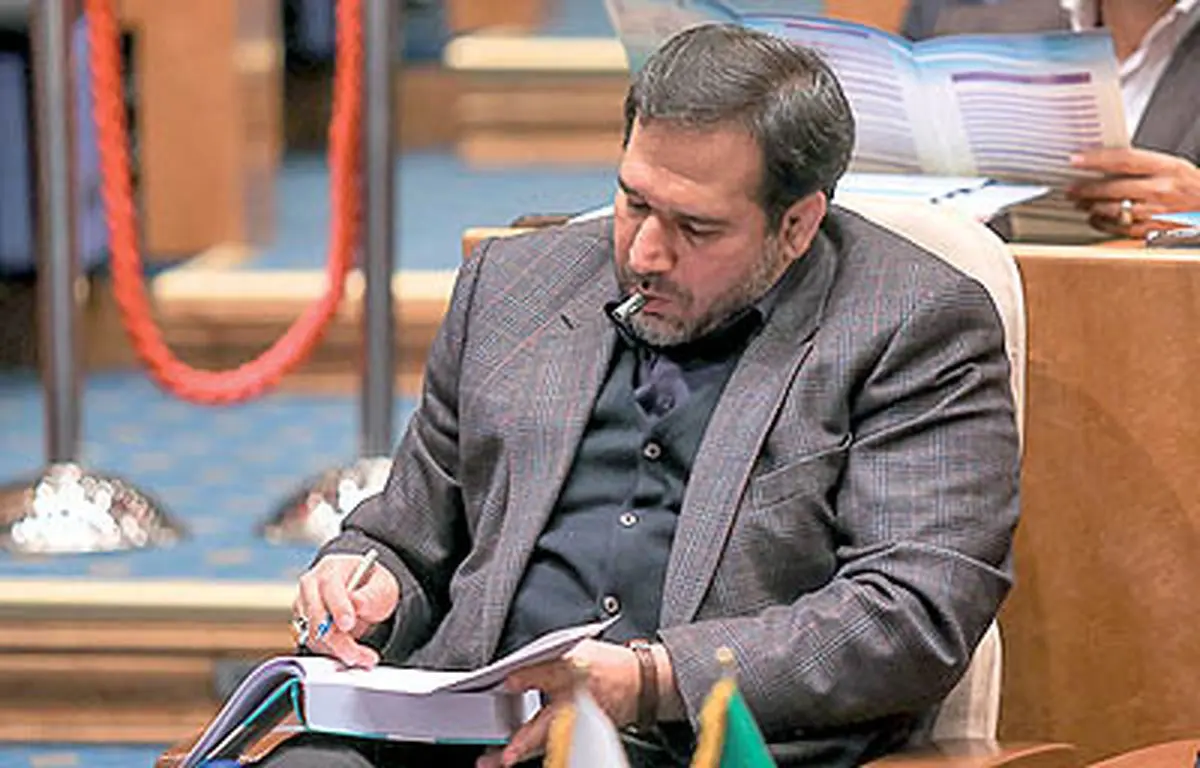 عدم تحقق ۴۰ درصد درآمدهای دولت
