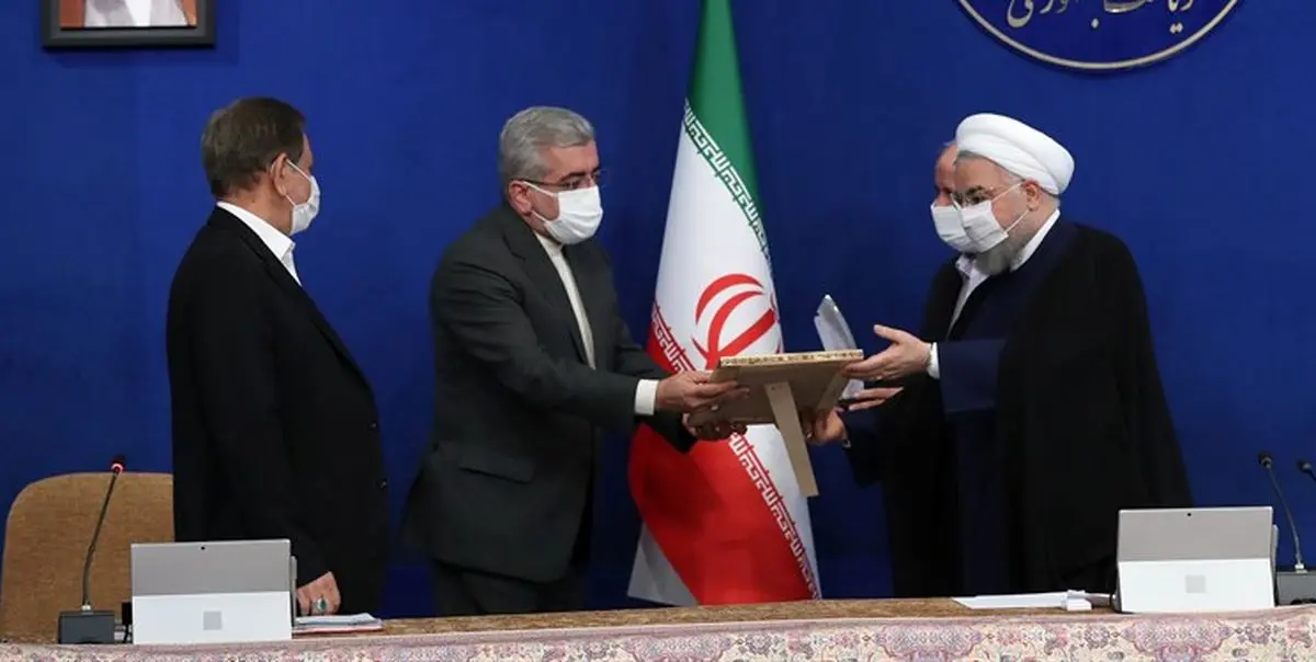 قدردانی رئیسجمهور از دستگاههای دولتی برگزیده در خدمترسانی به مردم
