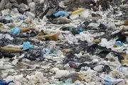 امحای فاجعه آمیز ده‌ها تُن زباله در حاشیه شهر