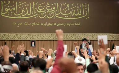 دیدار پیشکسوتان و فعالان دفاع مقدس و مقاومت با رهبر انقلاب/گزارش تصویری