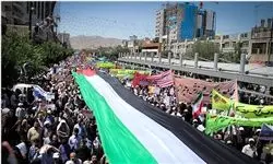 حضور راهپیمایان تهرانی در مسیرها پیش از آغاز رسمی مراسم روز قدس
