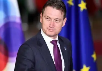 دروغ؛ وزیر خارجه هلند را مجبور به استعفا کرد