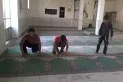 
۲۰۰ متر فرش سجاده ای به مسجد حضرت ابوالفضل (ع) ریگان اهدا شد