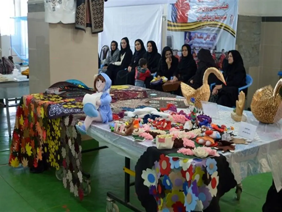 بانوان میاندوآبی، جشنواره صنایع دستی برگزار کردند + تصاویر