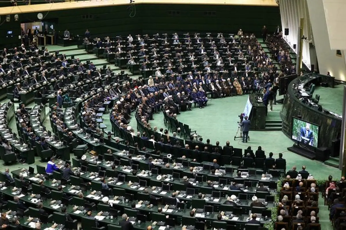 واکنش نمایندگان به سخنان «ظریف» در «میزگرد سیاسی»