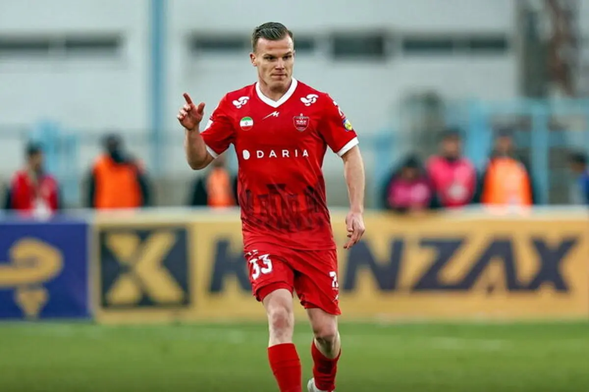 مدافع خارجی پرسپولیس محروم شد